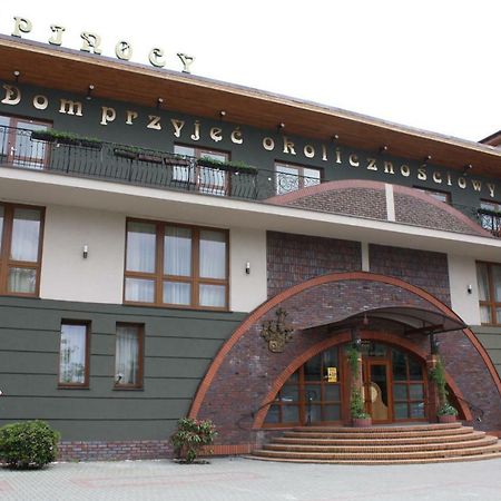 Hotel Pinocy Ledziny Екстер'єр фото